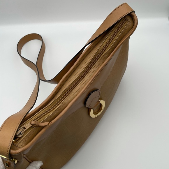 Dior - Picture 11 of 16